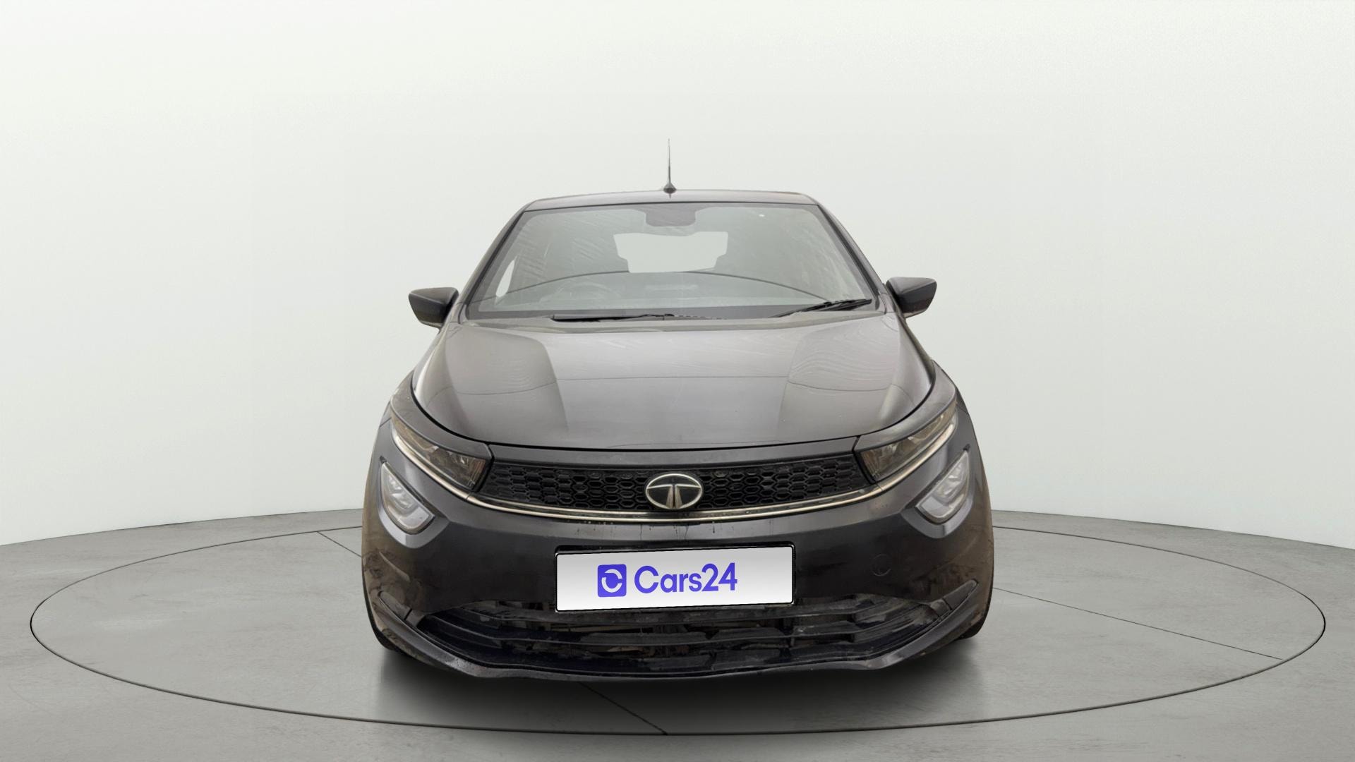 View 2022 Tata Altroz XZ Petrol Image 1 Used 2022 Tata Altroz XZ Petrol Image 1
