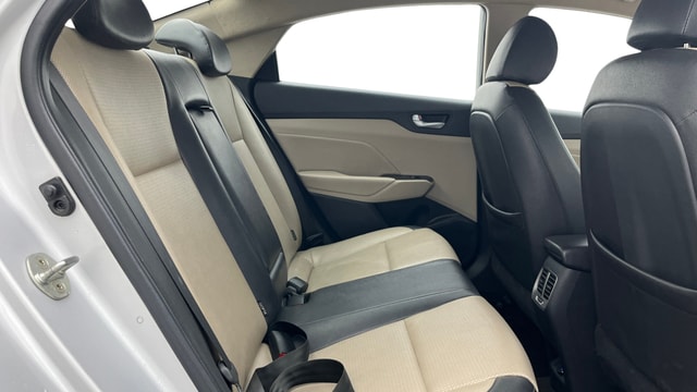 View Hyundai Verna Image 31 Used Hyundai Verna Image 31