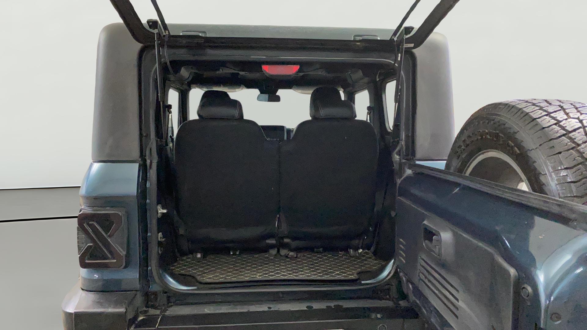 Used 2023 Mahindra Thar Used 2023 Mahindra Thar