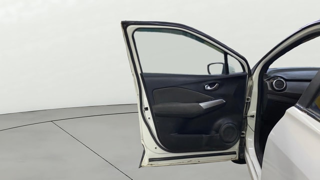 View Nissan Kicks Image 37 Used Nissan Kicks Image 37