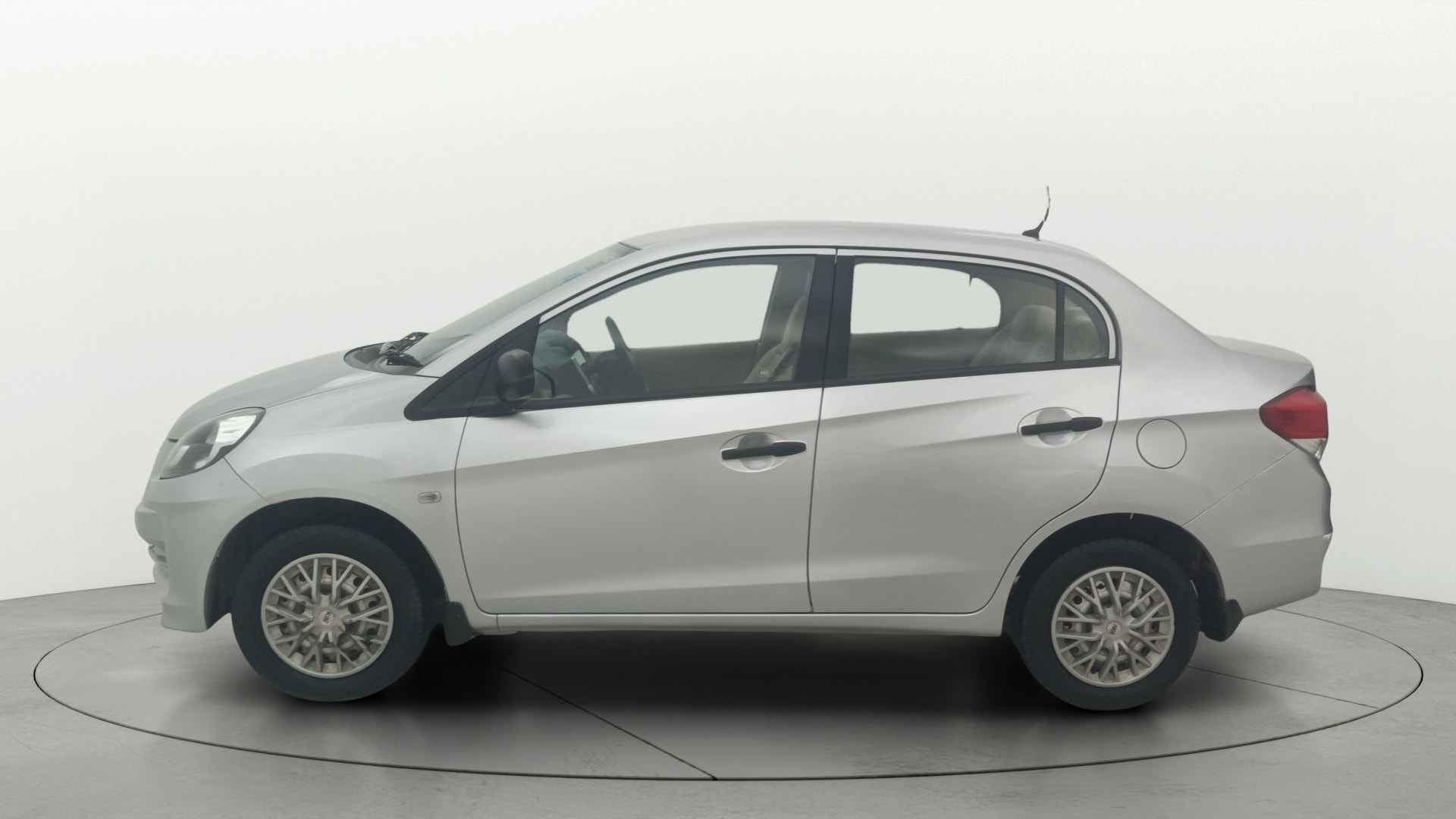 View 2014 Honda Amaze E MT Petrol BS IV Image 5 Used 2014 Honda Amaze E MT Petrol BS IV Image 5