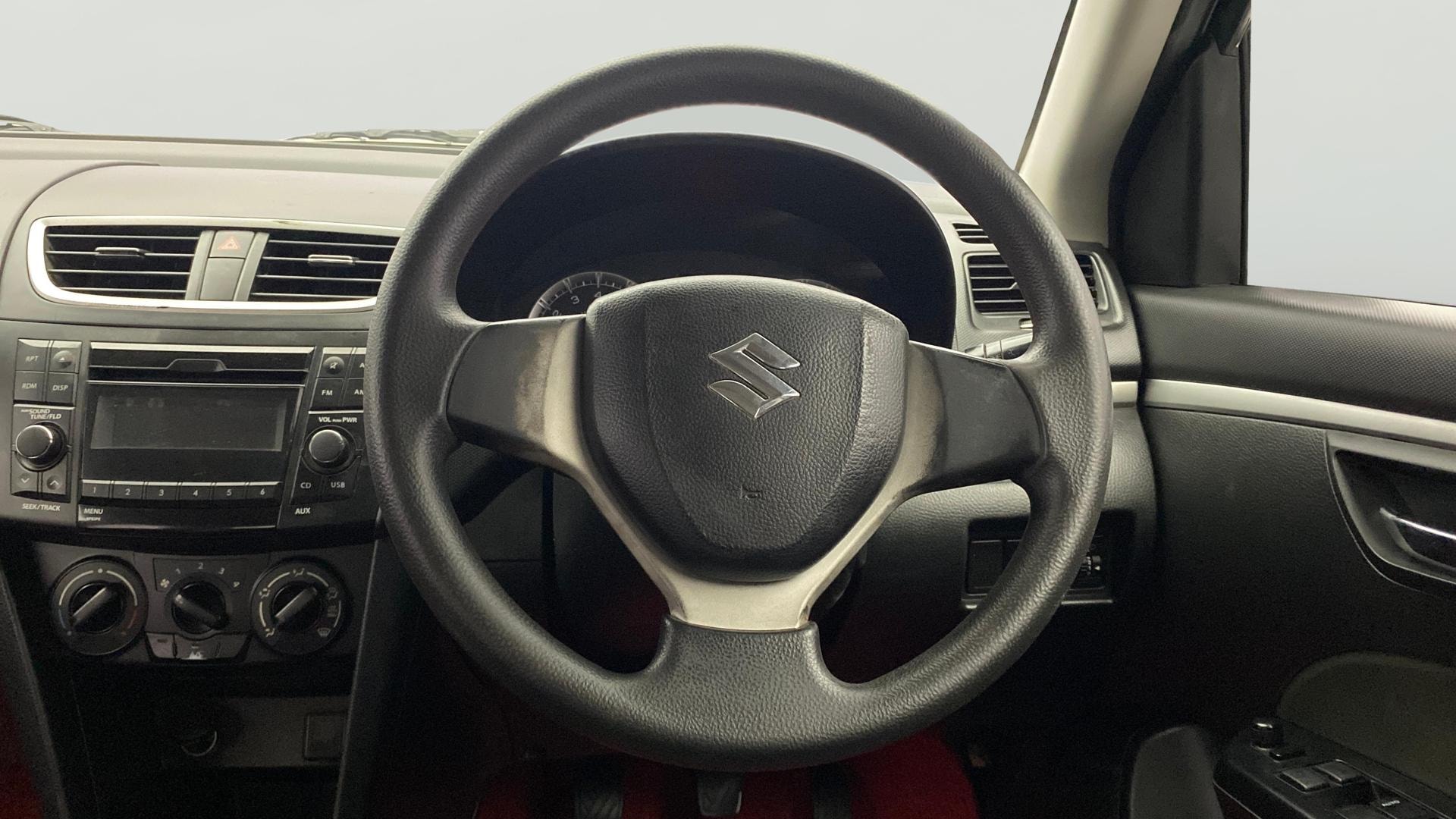 View 2016 Maruti Suzuki 1000 Base Variant Image 20 Used 2016 Maruti Suzuki 1000 Base Variant Image 20
