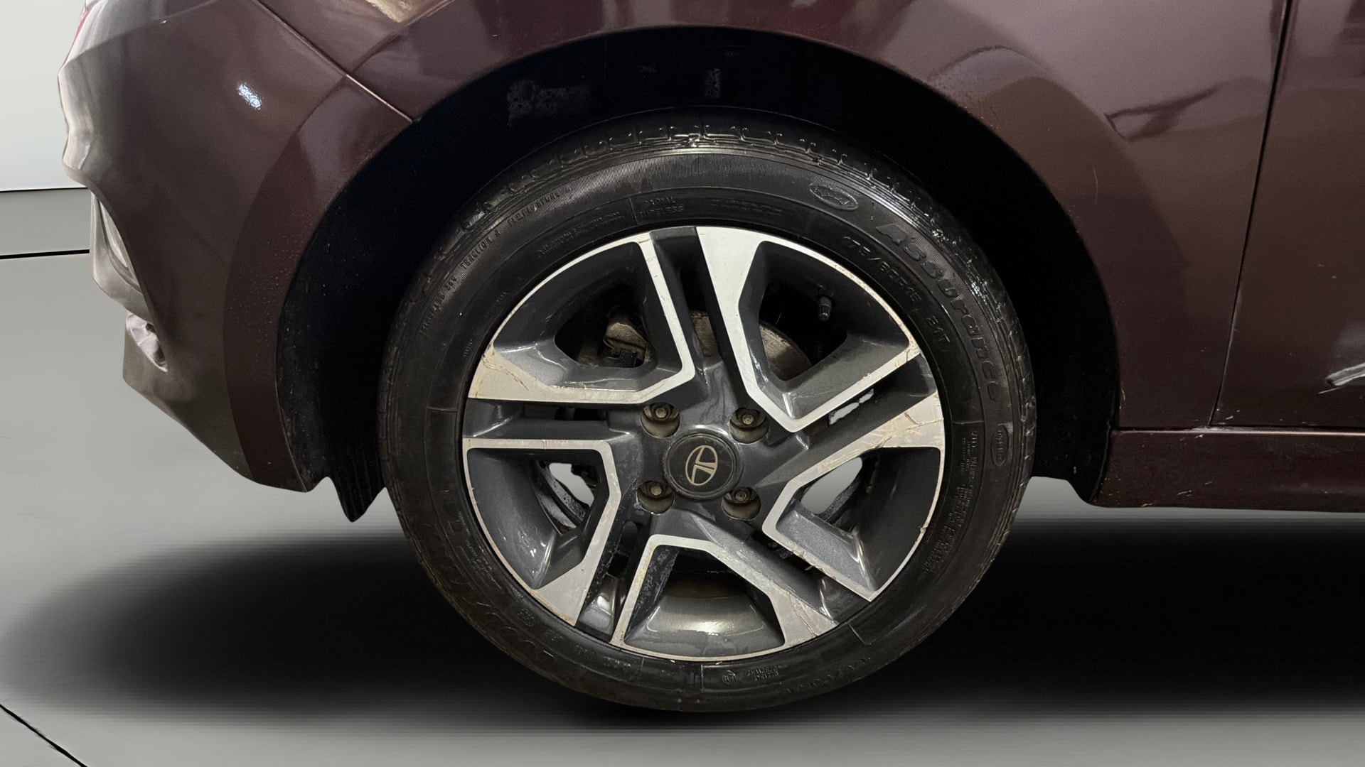 View 2020 Tata Tigor XE Diesel Image 28 Used 2020 Tata Tigor XE Diesel Image 28