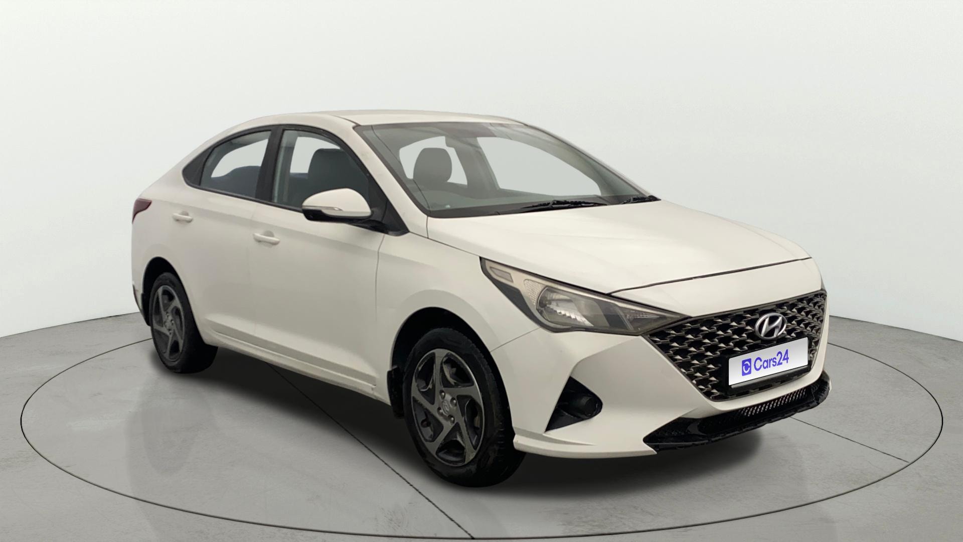 Used 2022 Hyundai Verna Used 2022 Hyundai Verna