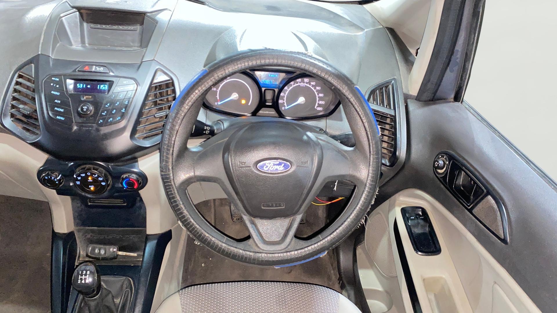 View 2018 Ford EcoSport 1.5 TDCi Diesel Ambiente BS IV Image 20 Used 2018 Ford EcoSport 1.5 TDCi Diesel Ambiente BS IV Image 20