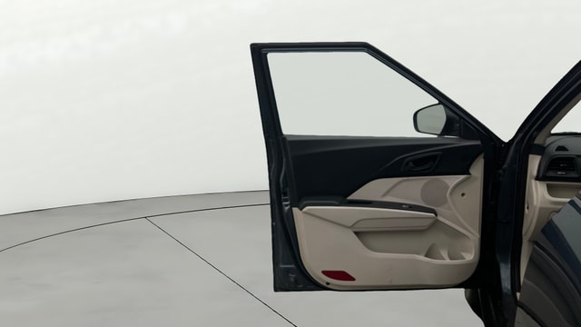 View Mahindra XUV300 Image 32 Used Mahindra XUV300 Image 32