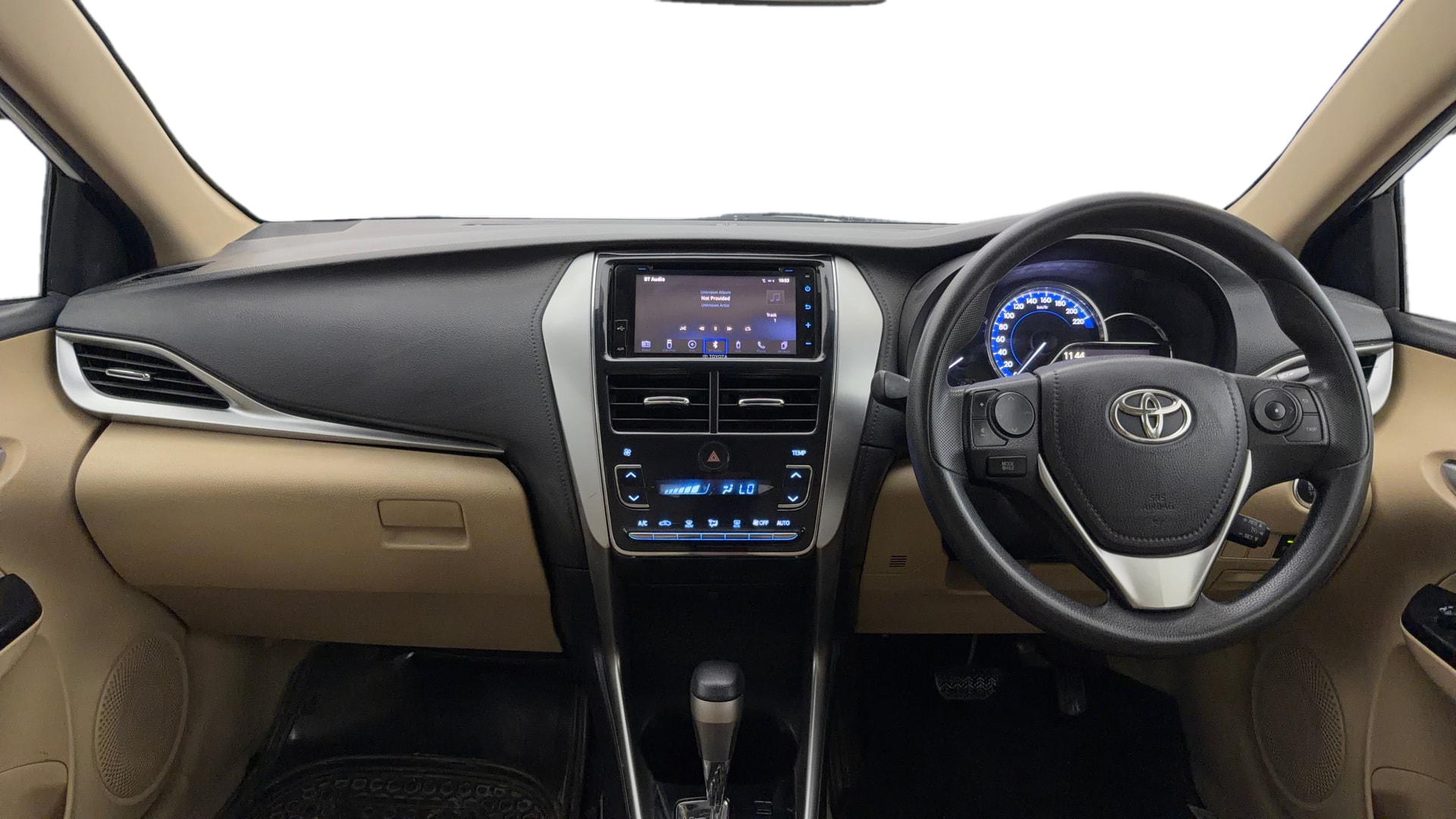 View 2018 Toyota Yaris V CVT Image 30 Used 2018 Toyota Yaris V CVT Image 30