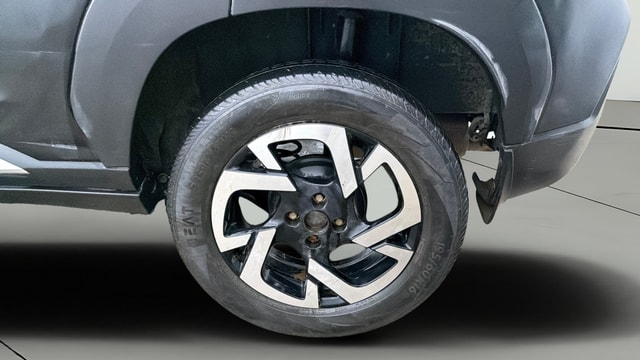 View Nissan Magnite Image 7 Used Nissan Magnite Image 7