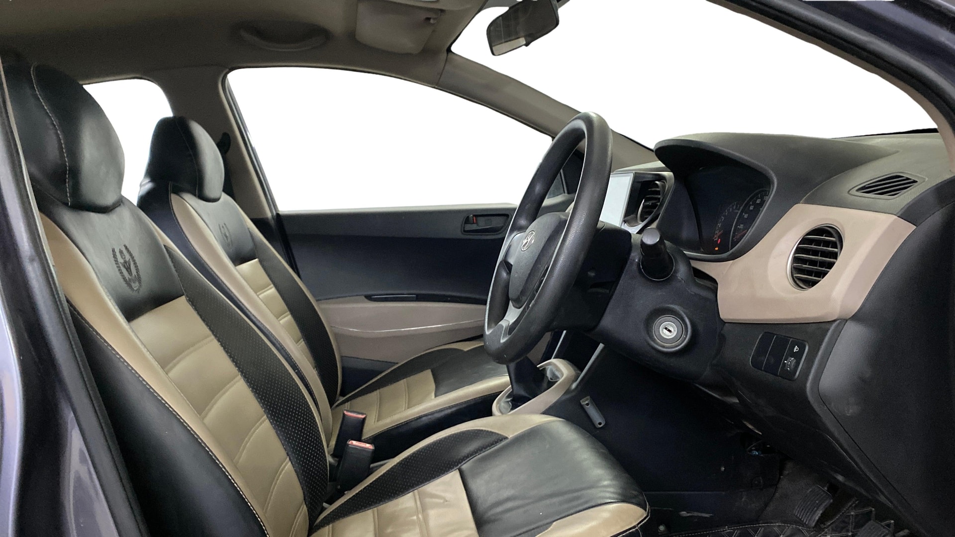 View 2014 Hyundai Grand i10 Magna 1.2 Kappa VTVT Image 26 Used 2014 Hyundai Grand i10 Magna 1.2 Kappa VTVT Image 26