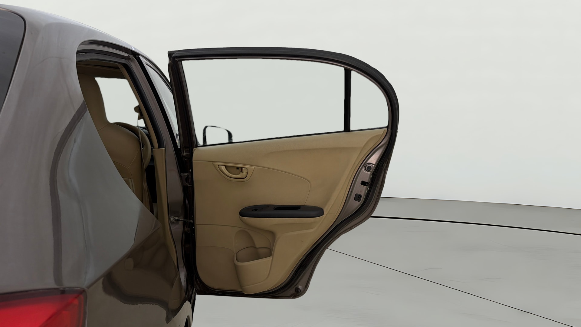 View 2015 Honda Amaze E MT Petrol BS IV Image 7 Used 2015 Honda Amaze E MT Petrol BS IV Image 7