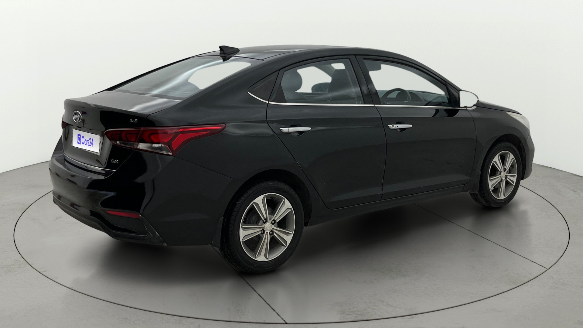 View 2019 Hyundai Verna 1.6 VTVT SX (O) Image 46 Used 2019 Hyundai Verna 1.6 VTVT SX (O) Image 46