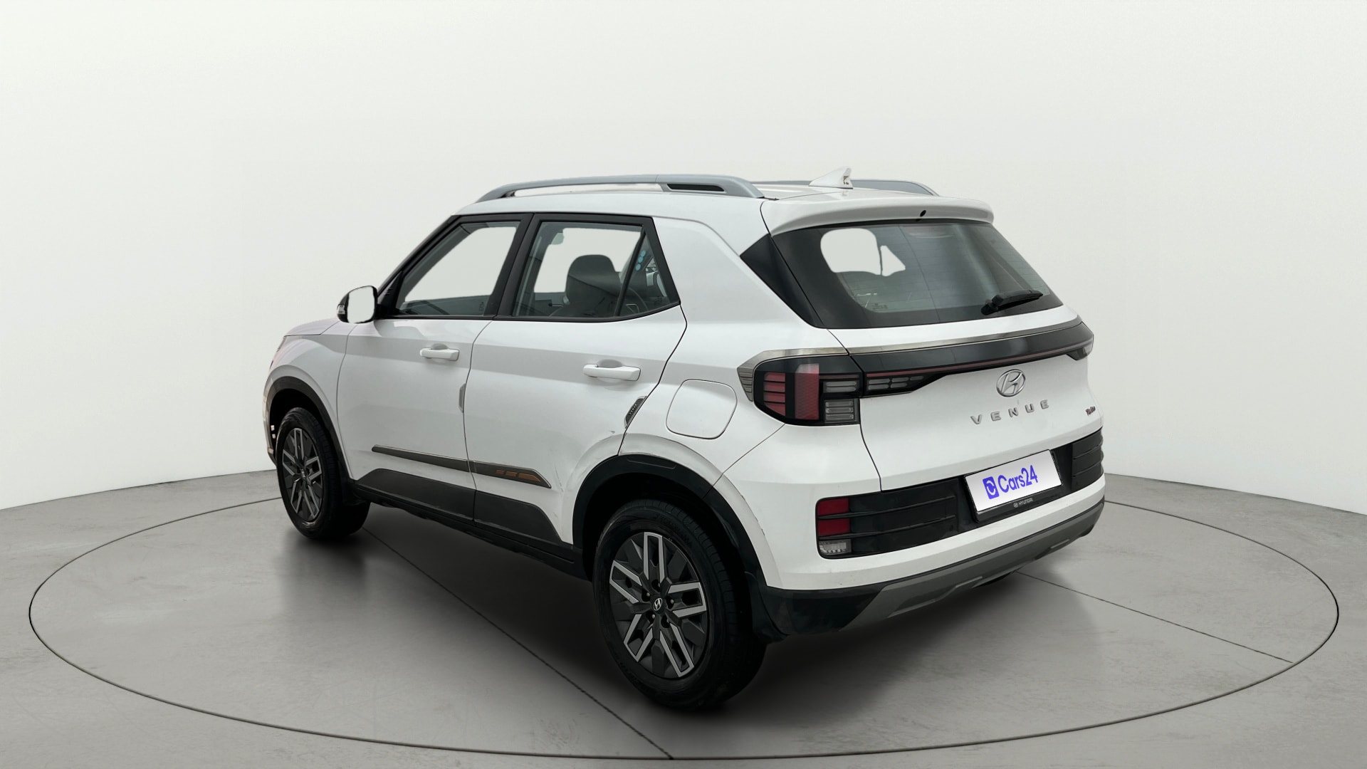 Used 2024 Hyundai Venue Used 2024 Hyundai Venue