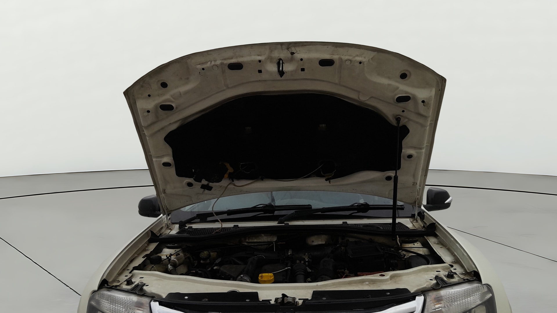 View 2015 Renault Duster Diesel 85PS 4x2 MT Image 19 Used 2015 Renault Duster Diesel 85PS 4x2 MT Image 19