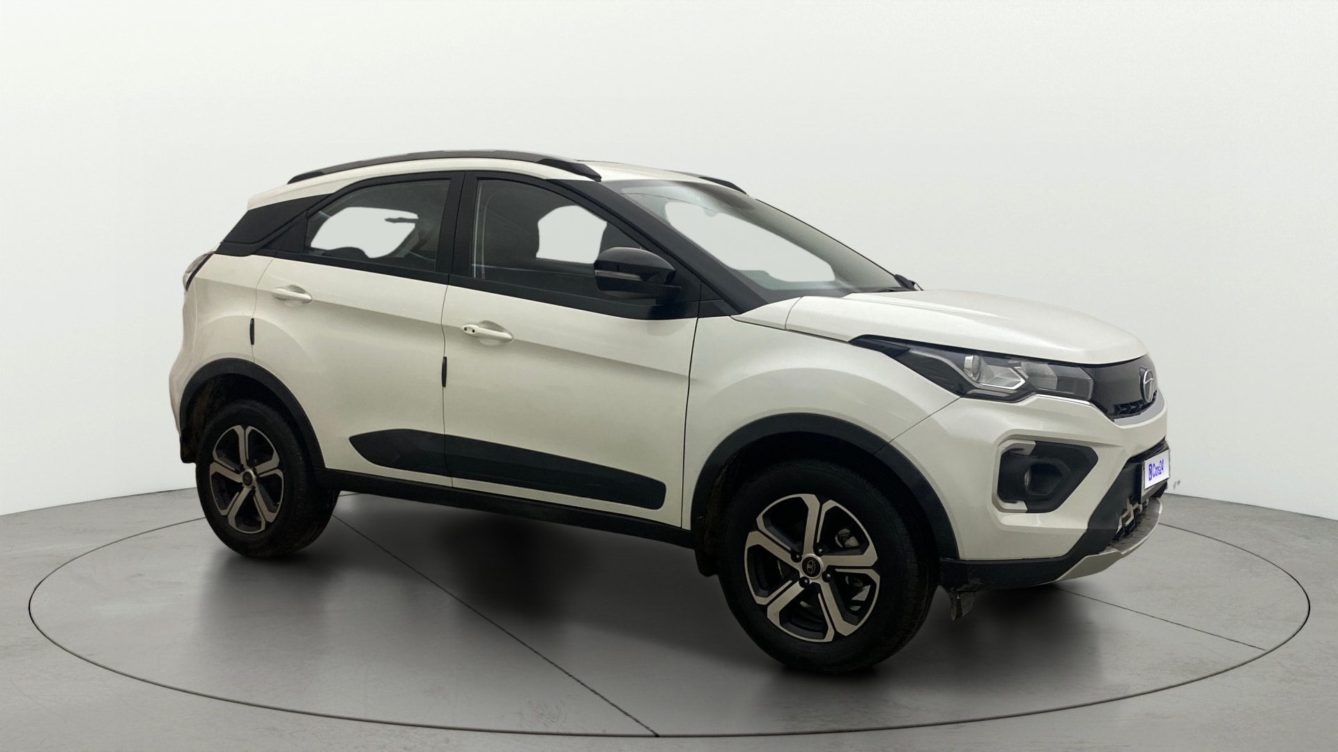 View 2023 Tata Nexon Revotron XE Image 22 Used 2023 Tata Nexon Revotron XE Image 22