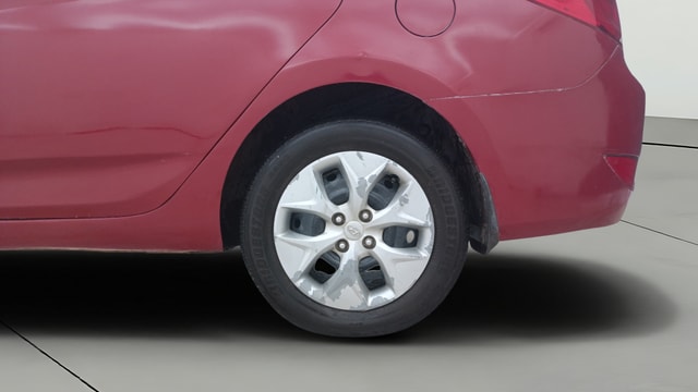 View Hyundai Fluidic Verna Image 11 Used Hyundai Fluidic Verna Image 11