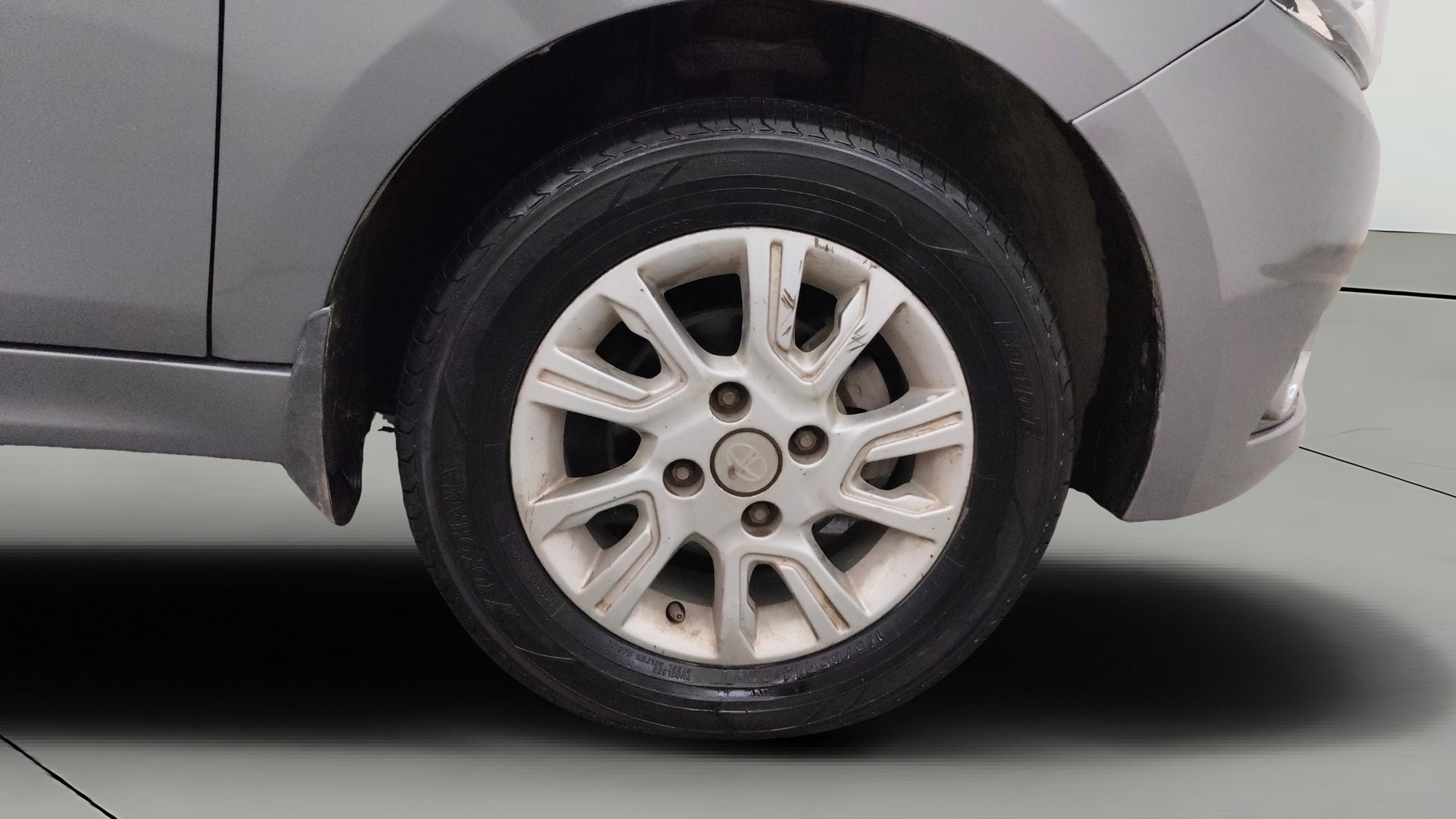 View 2018 Tata Tiago Revotorq XB Image 39 Used 2018 Tata Tiago Revotorq XB Image 39