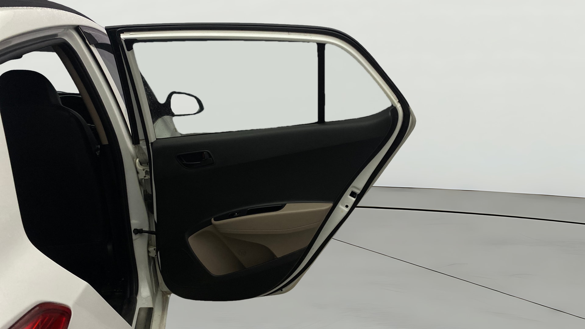 View 2019 Hyundai Grand i10 Magna 1.2 Kappa VTVT Image 7 Used 2019 Hyundai Grand i10 Magna 1.2 Kappa VTVT Image 7