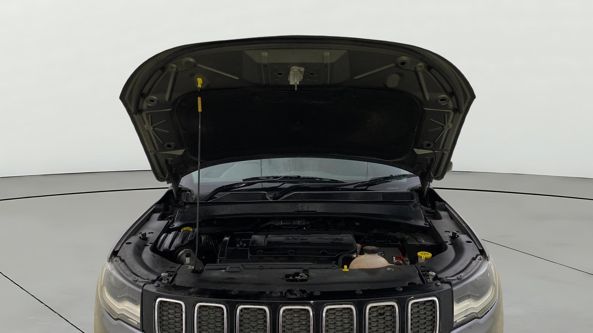 View 2018 Jeep Compass Limited (O)1.4 Multi AIR Petrol DDCT AT BS IV Image 32 Used 2018 Jeep Compass Limited (O)1.4 Multi AIR Petrol DDCT AT BS IV Image 32