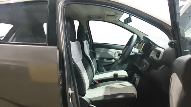 View Datsun Redi GO Image 25 Used Datsun Redi GO Image 25