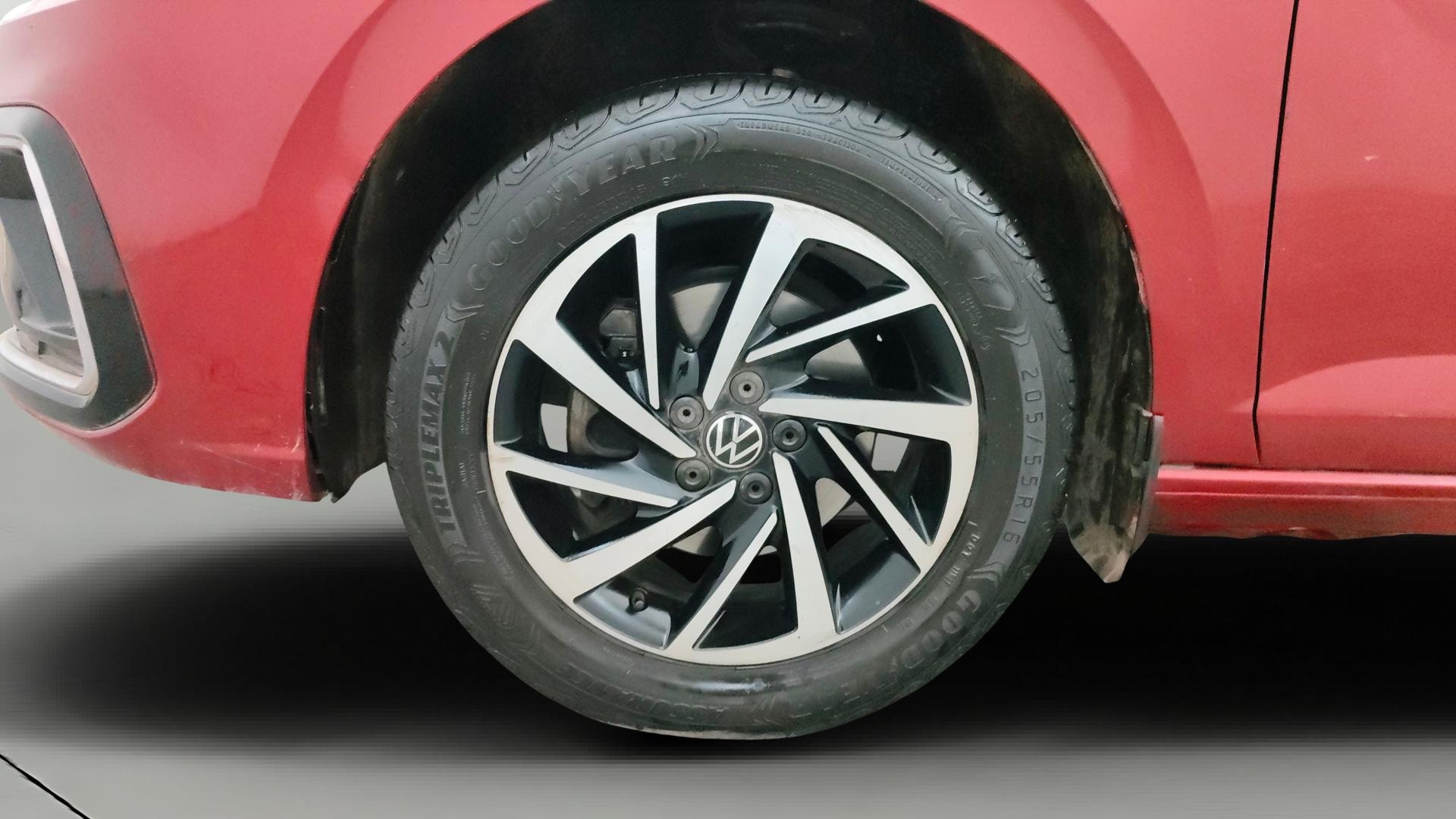 View 2023 Volkswagen Virtus Topline 1.0 TSI MT Image 29 Used 2023 Volkswagen Virtus Topline 1.0 TSI MT Image 29
