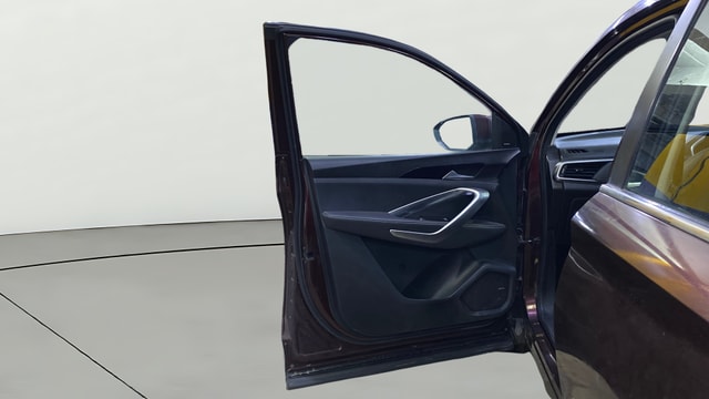 View MG Hector Image 40 Used MG Hector Image 40