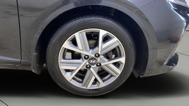 View Hyundai Verna Image 43 Used Hyundai Verna Image 43