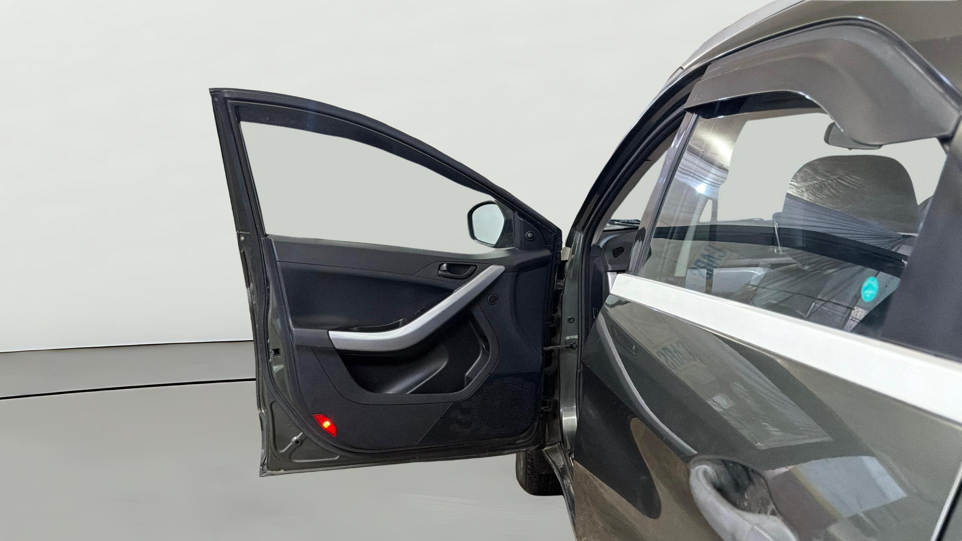 View 2021 Tata Nexon Revotron XE Image 31 Used 2021 Tata Nexon Revotron XE Image 31