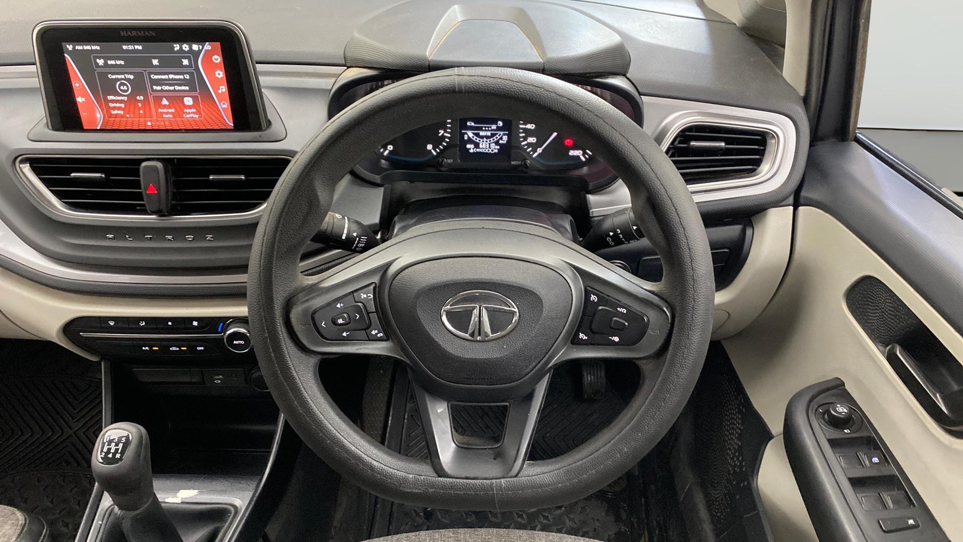 Used 2022 Tata Altroz Used 2022 Tata Altroz