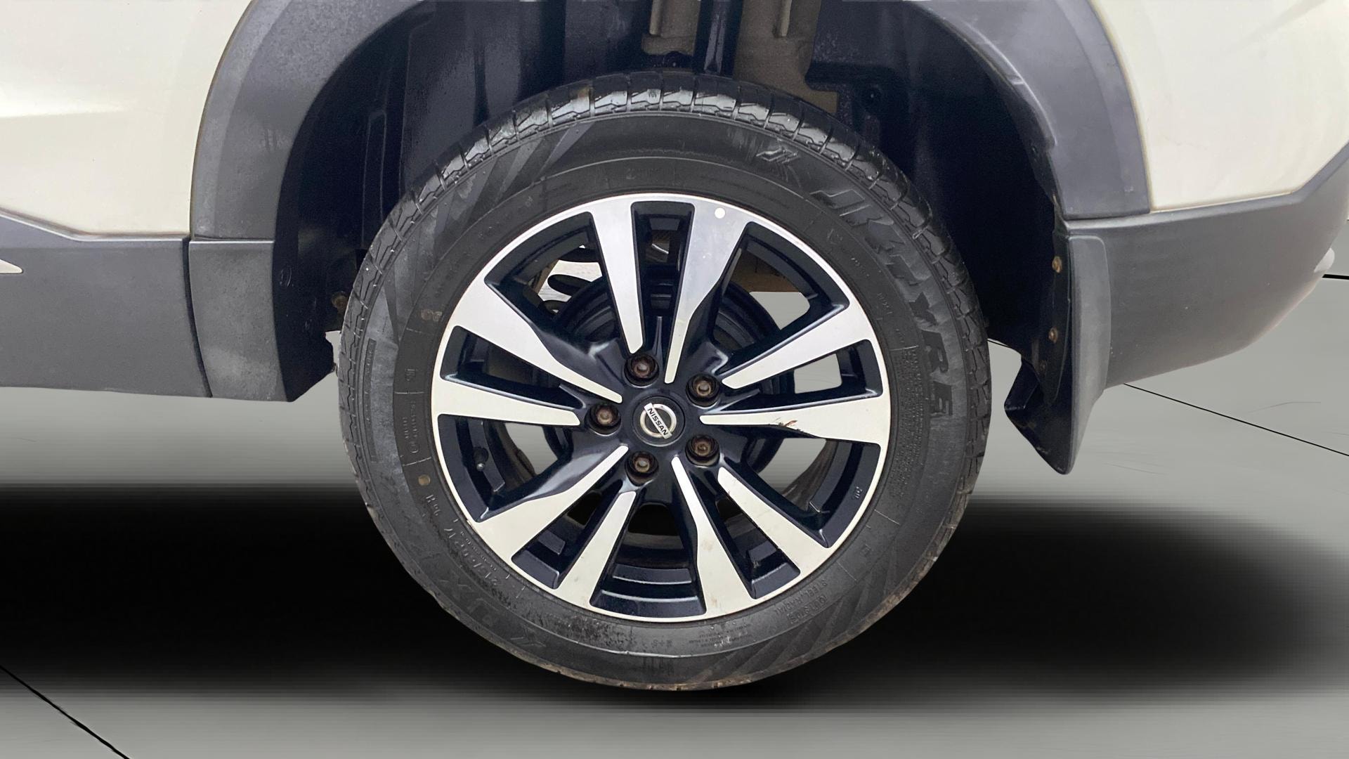 Used 2020 Nissan Kicks Used 2020 Nissan Kicks