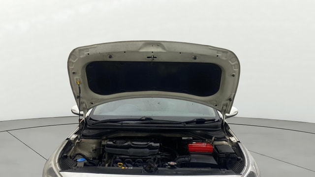 View Hyundai Verna Image 33 Used Hyundai Verna Image 33