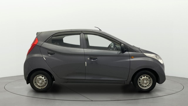 View Hyundai EON Image 8 Used Hyundai EON Image 8