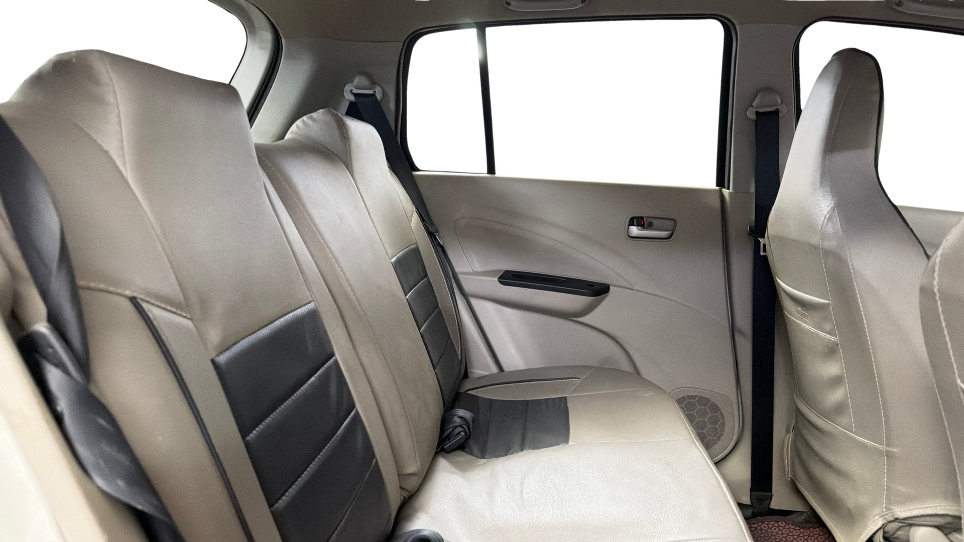 View 2019 Maruti Suzuki 1000 Base Variant Image 28 Used 2019 Maruti Suzuki 1000 Base Variant Image 28