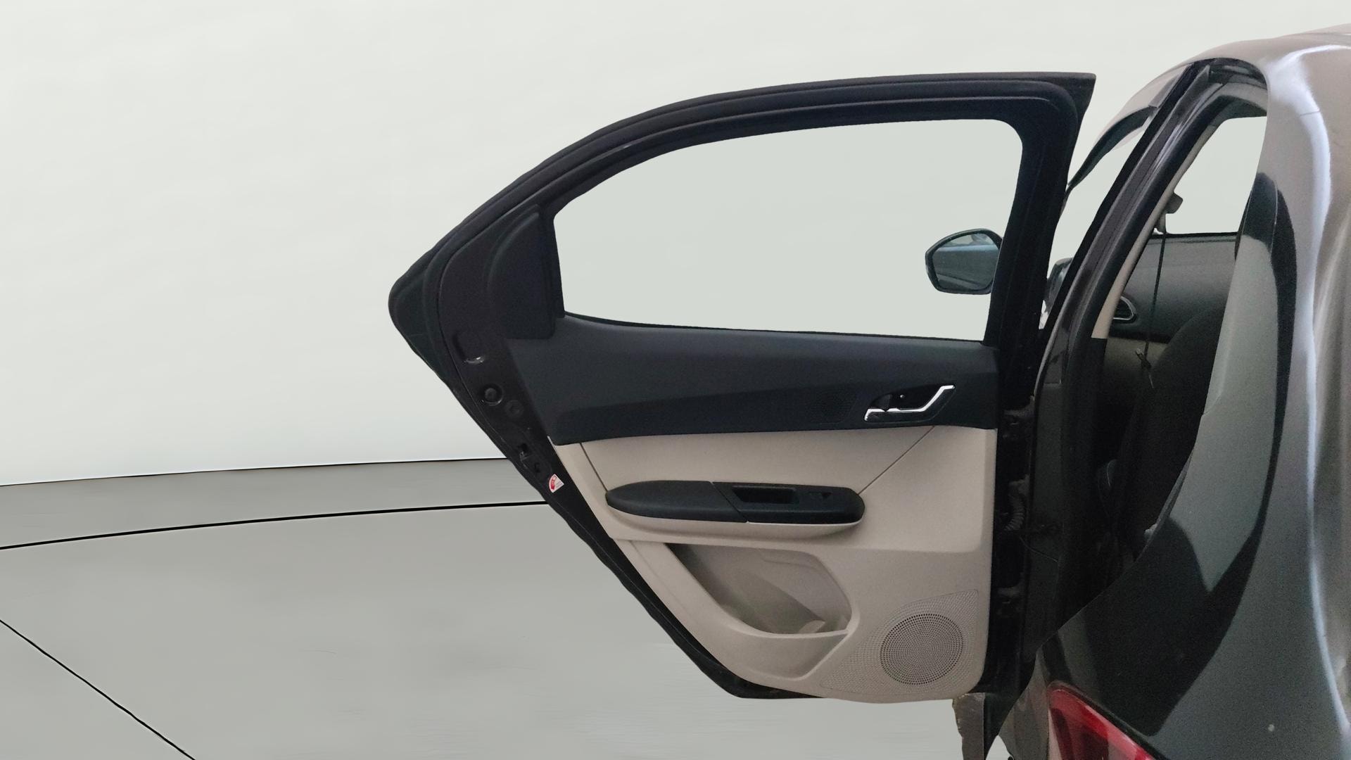 Used 2022 Tata Tiago Used 2022 Tata Tiago