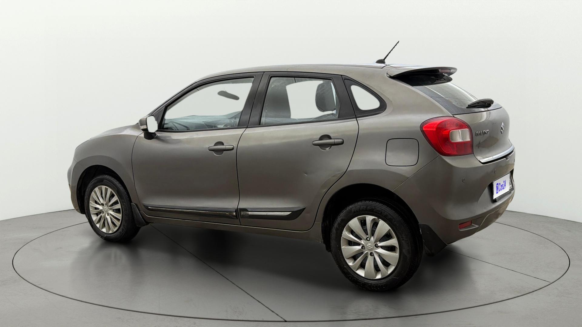 View 2019 Maruti Suzuki 1000 Base Variant Image 2 Used 2019 Maruti Suzuki 1000 Base Variant Image 2