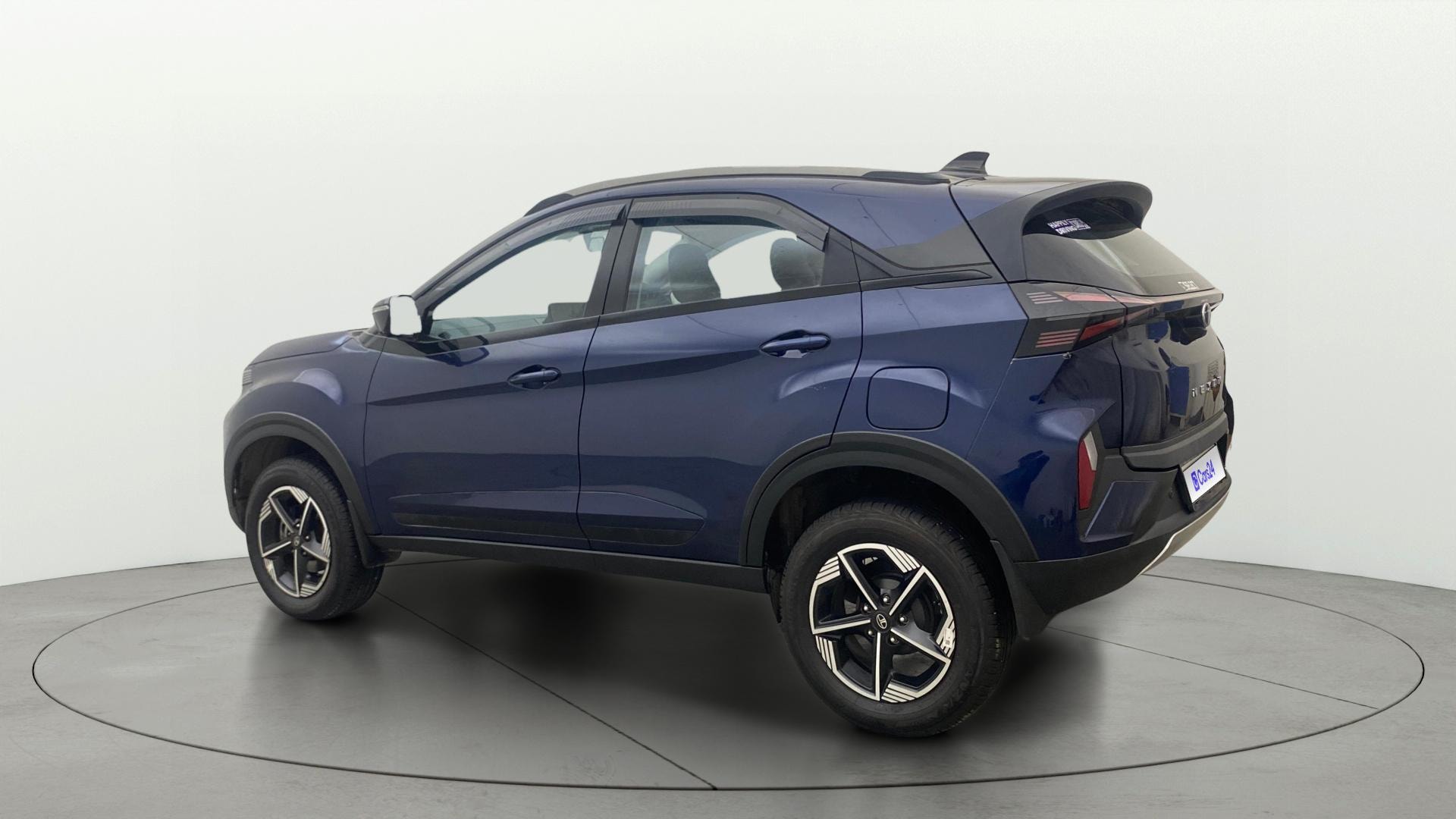 View 2025 Tata Nexon Revotron XE Image 2 Used 2025 Tata Nexon Revotron XE Image 2
