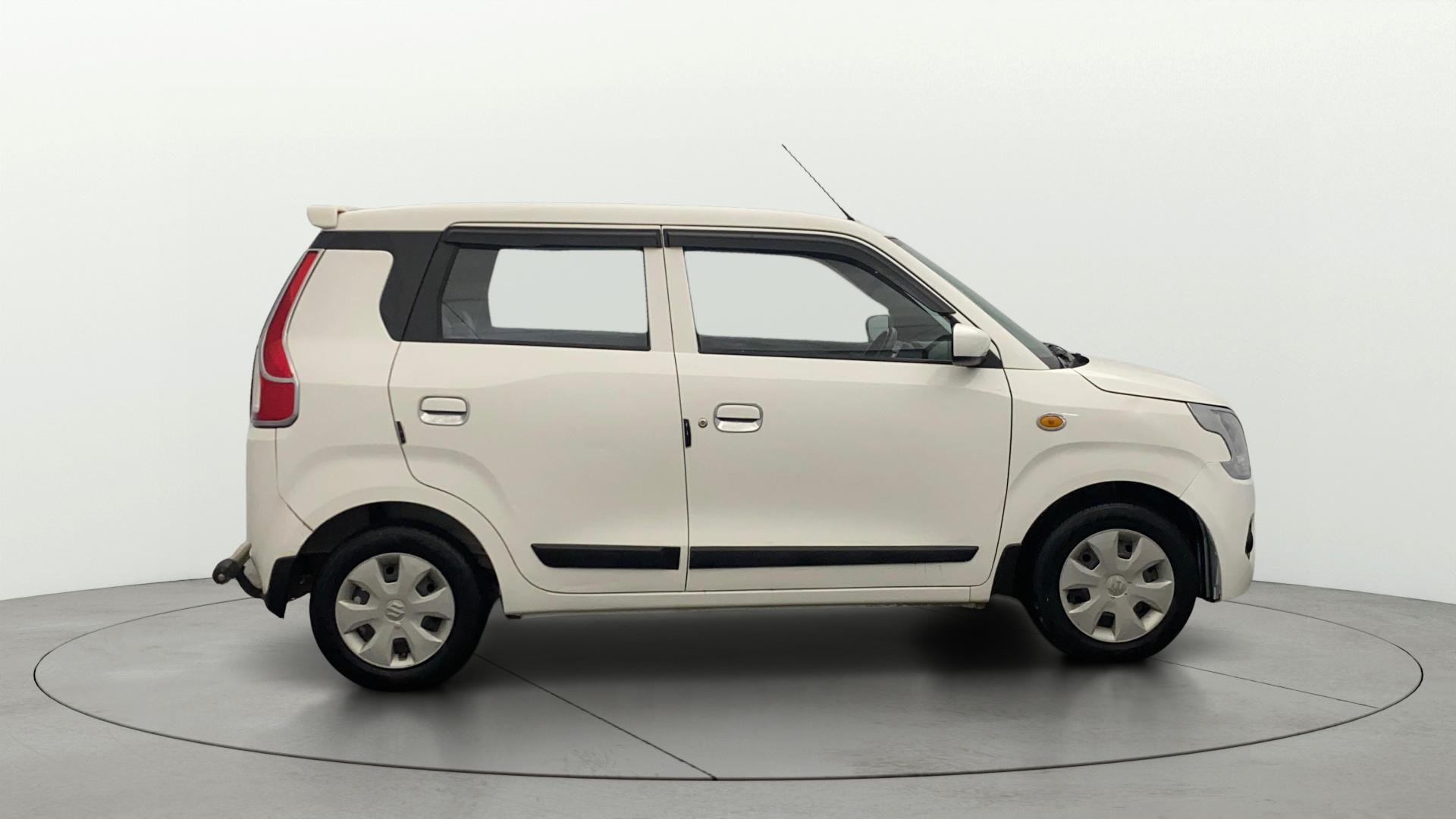 View 2023 Maruti Suzuki 1000 Base Variant Image 8 Used 2023 Maruti Suzuki 1000 Base Variant Image 8