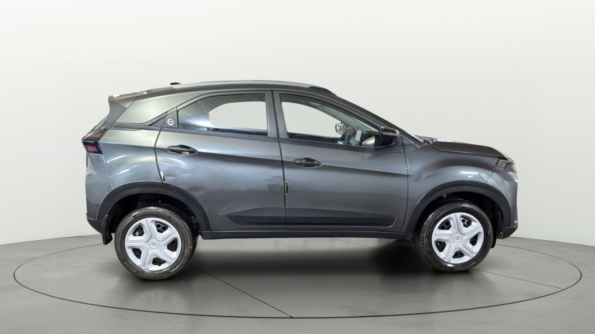 View 2024 Tata Nexon Revotron XE Image 8 Used 2024 Tata Nexon Revotron XE Image 8