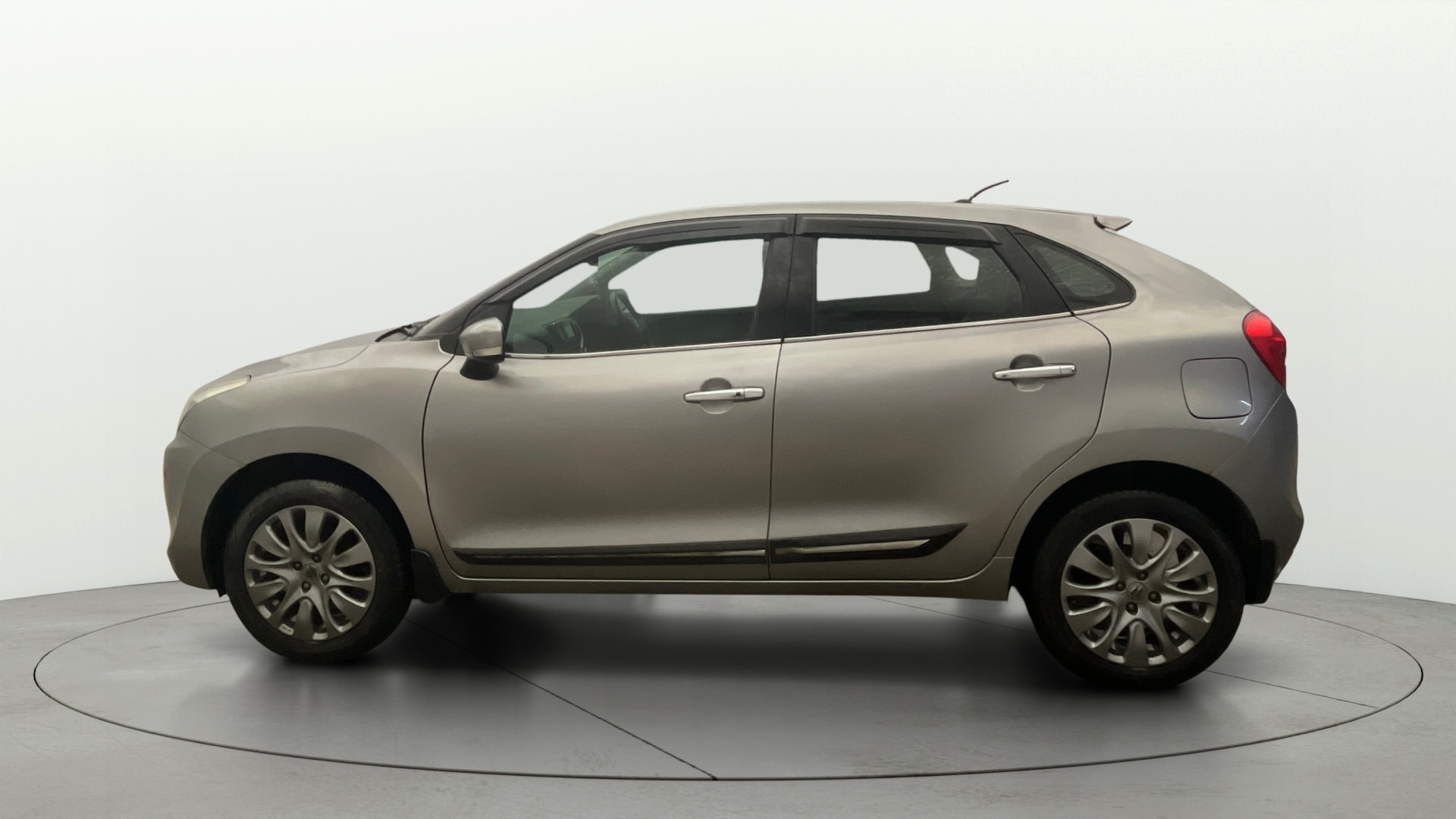 View 2016 Maruti Suzuki 1000 Base Variant Image 26 Used 2016 Maruti Suzuki 1000 Base Variant Image 26