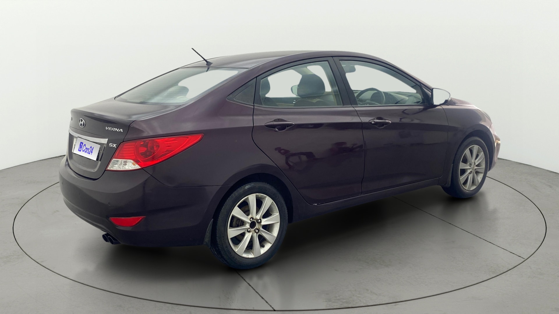 View 2013 Hyundai Fluidic Verna 1.6 VTVT SX Image 42 Used 2013 Hyundai Fluidic Verna 1.6 VTVT SX Image 42