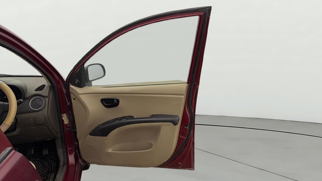 View Hyundai i10 Image 43 Used Hyundai i10 Image 43