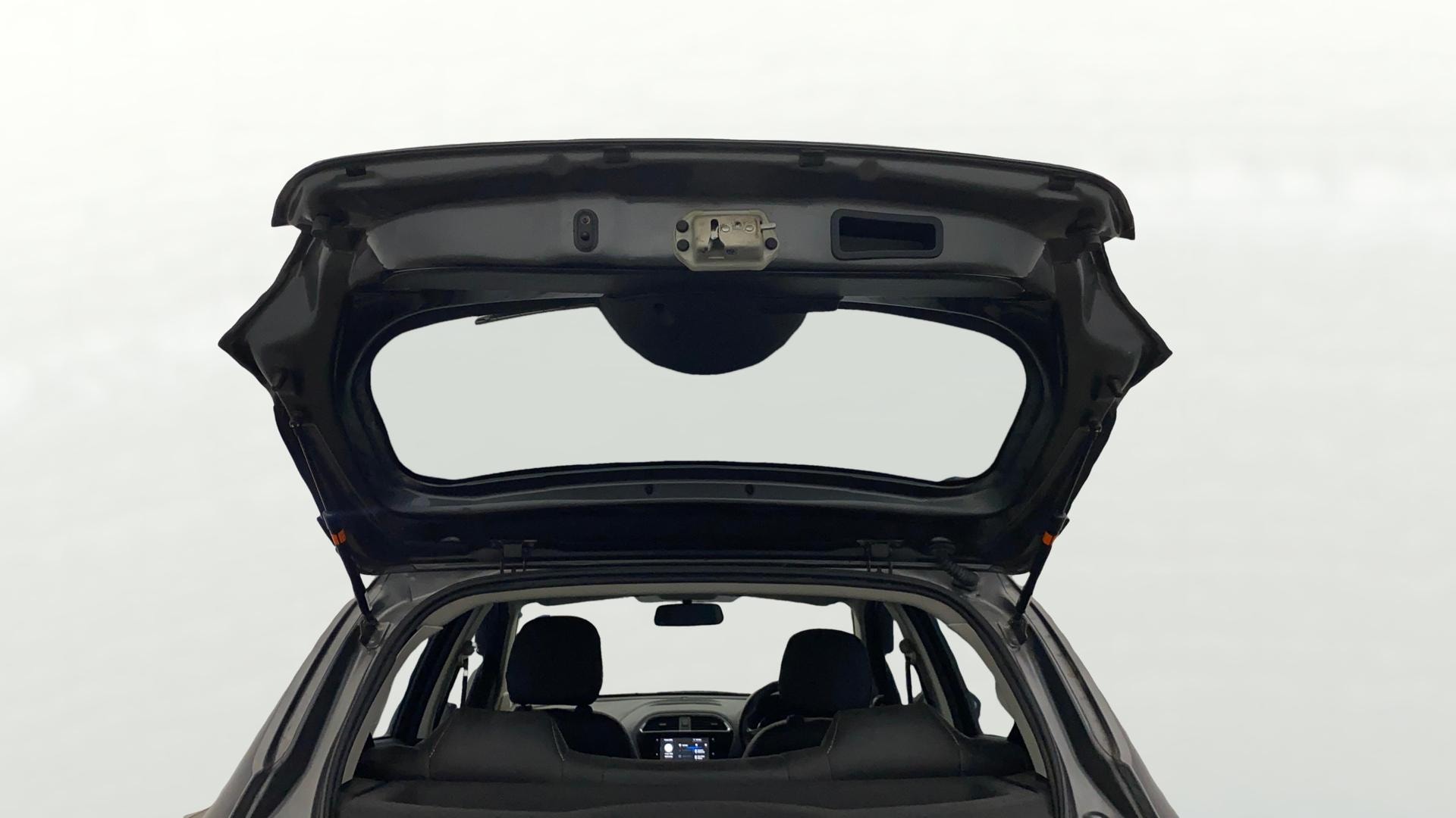 View 2023 Tata Tiago Revotorq XB Image 33 Used 2023 Tata Tiago Revotorq XB Image 33