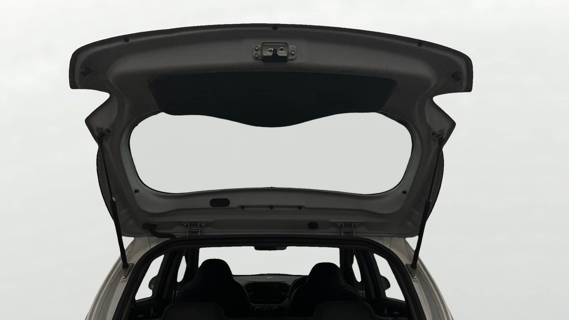 View 2017 Hyundai Grand i10 Sportz 1.2 Kappa Image 29 Used 2017 Hyundai Grand i10 Sportz 1.2 Kappa Image 29