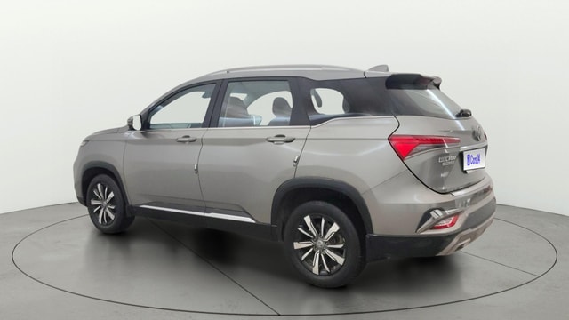View MG Hector Plus Image 2 Used MG Hector Plus Image 2