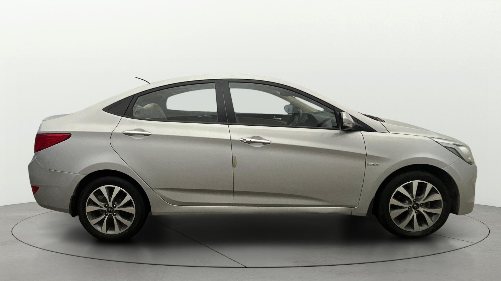 Used 2015 Hyundai Fluidic Verna Used 2015 Hyundai Fluidic Verna