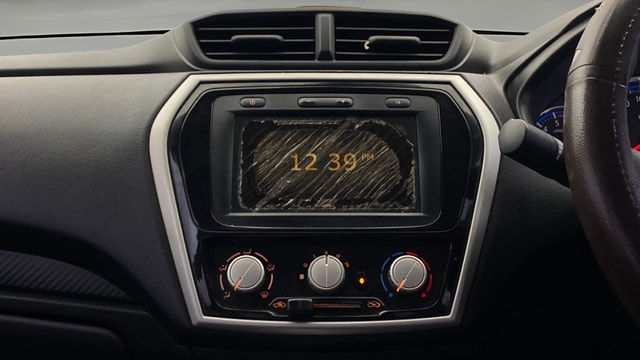 View Datsun Go Image 17 Used Datsun Go Image 17