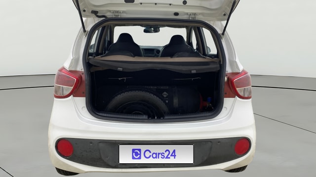 View Hyundai Grand i10 Image 37 Used Hyundai Grand i10 Image 37