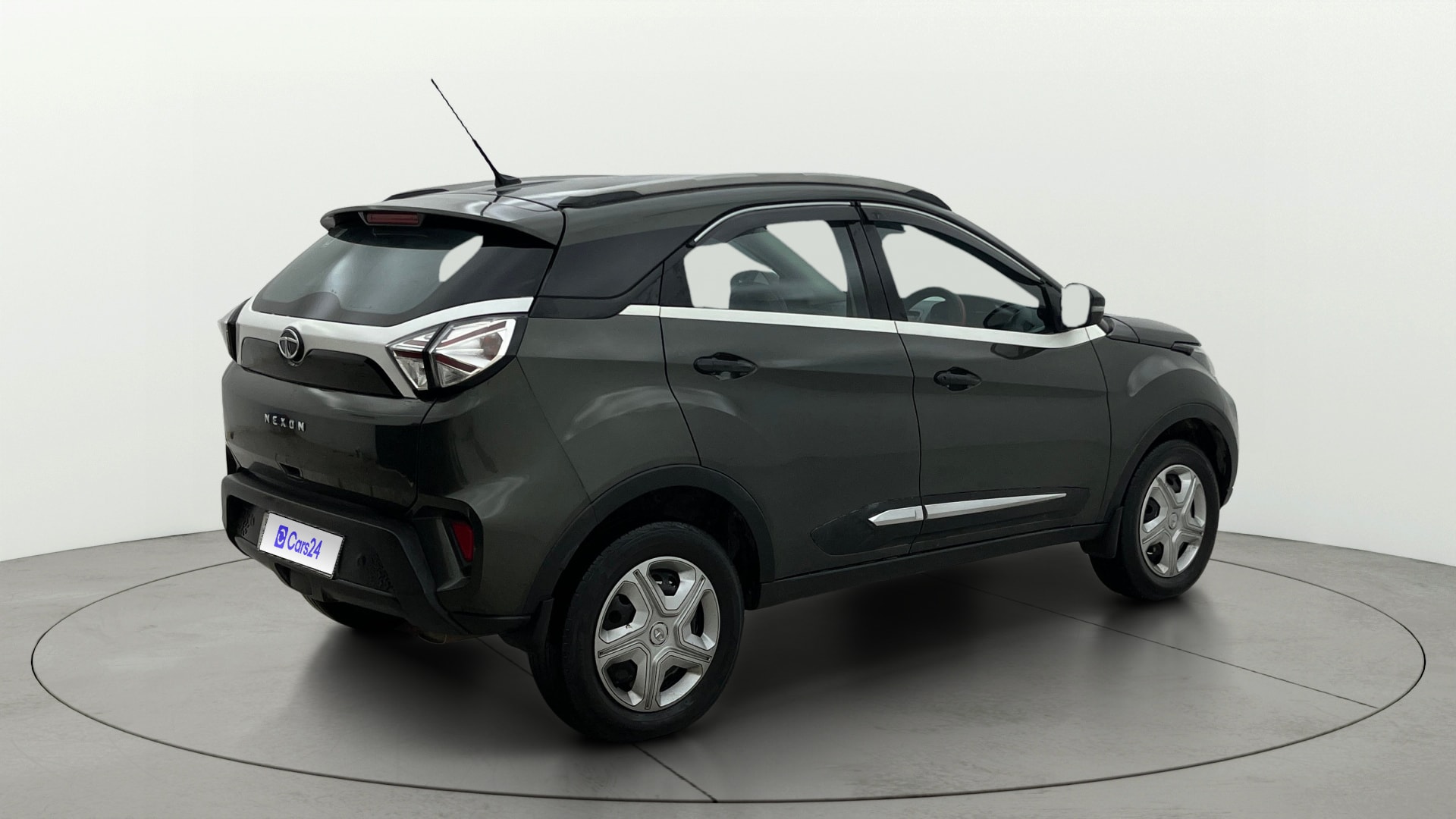 View 2020 Tata Nexon Revotron XE Image 41 Used 2020 Tata Nexon Revotron XE Image 41