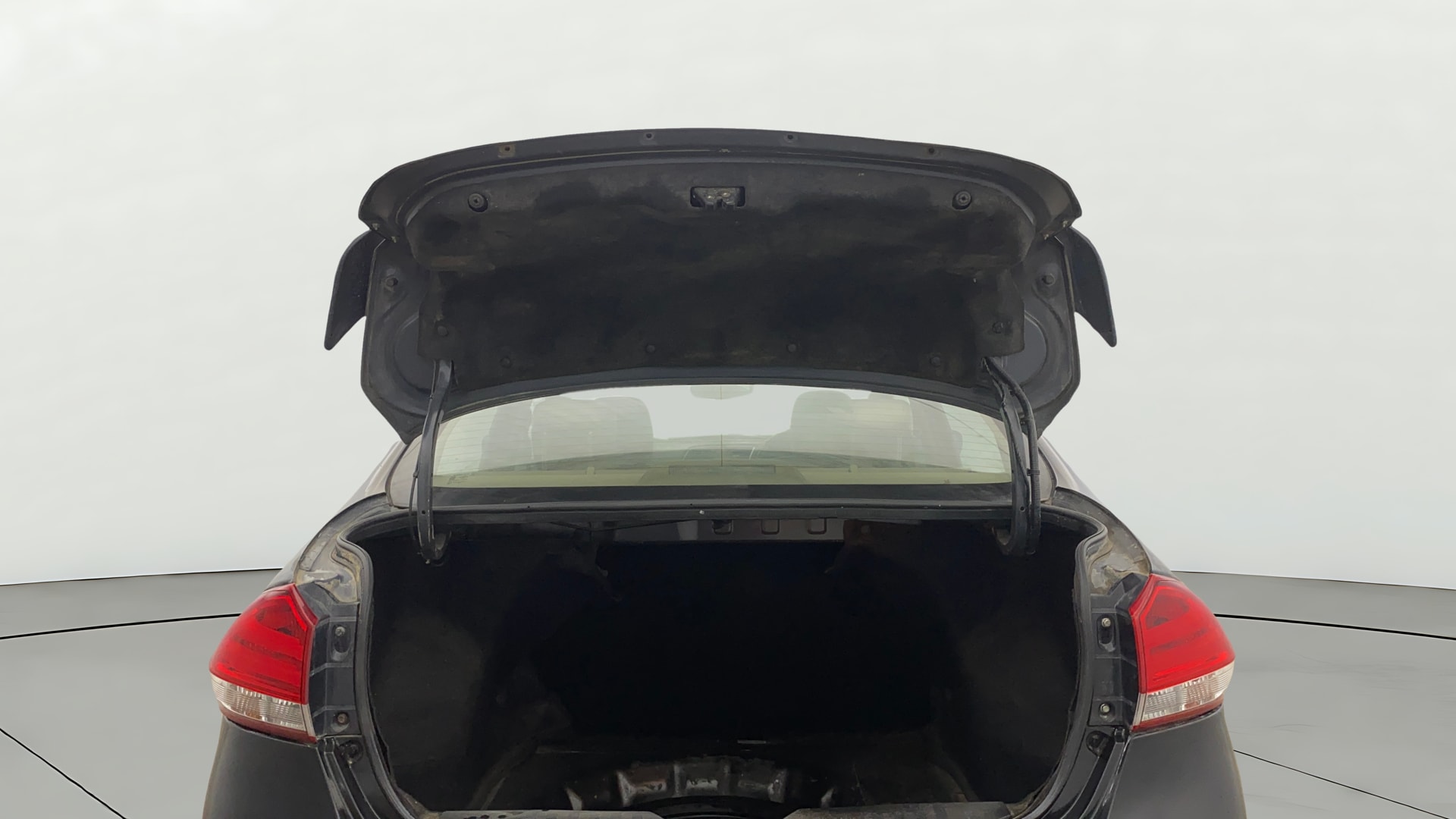 View 2019 Maruti Suzuki 1000 Base Variant Image 17 Used 2019 Maruti Suzuki 1000 Base Variant Image 17