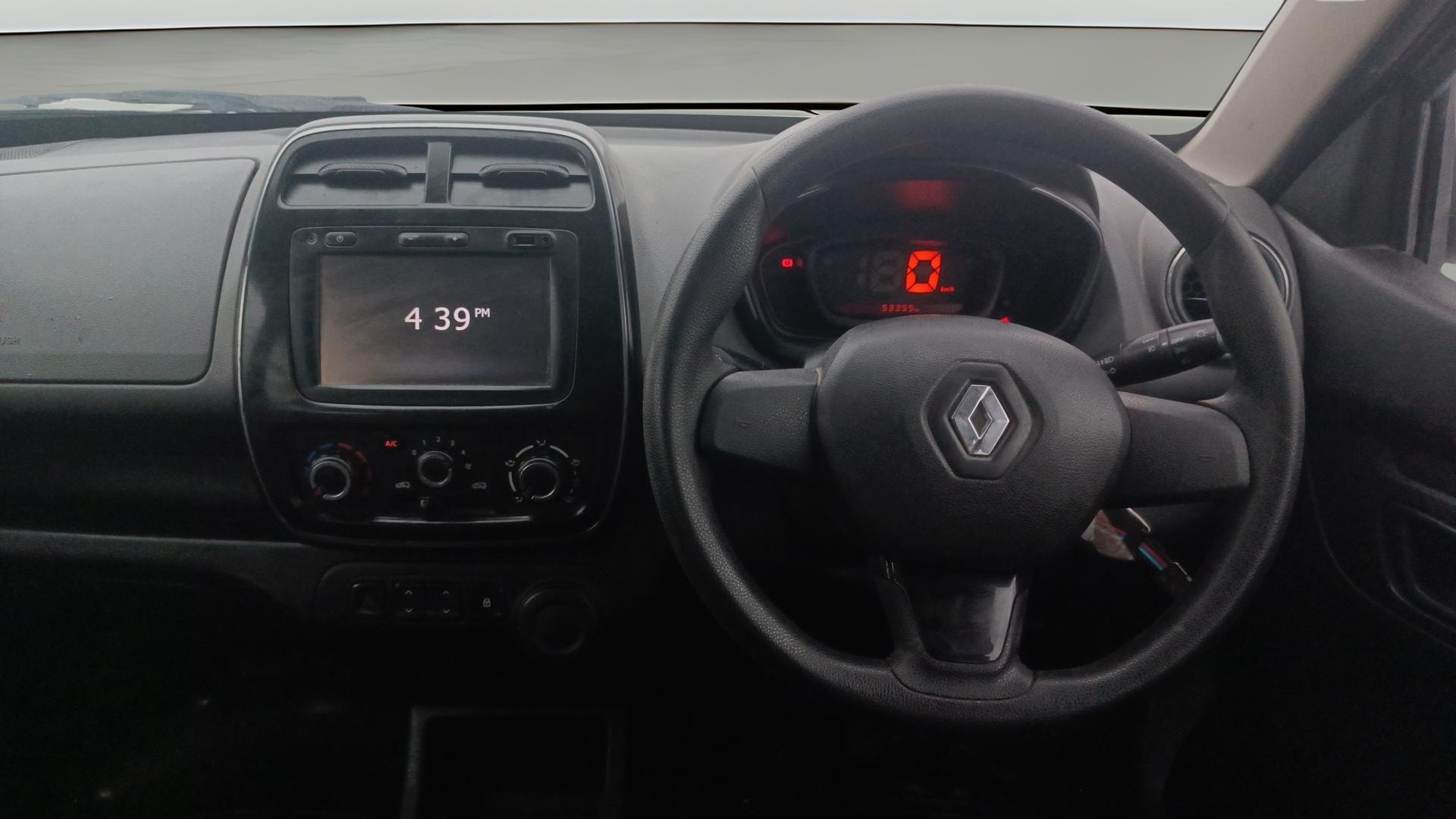 View 2017 Renault Kwid RXT 1.0 Image 20 Used 2017 Renault Kwid RXT 1.0 Image 20