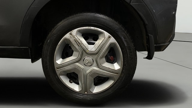 View Tata Nexon Image 7 Used Tata Nexon Image 7